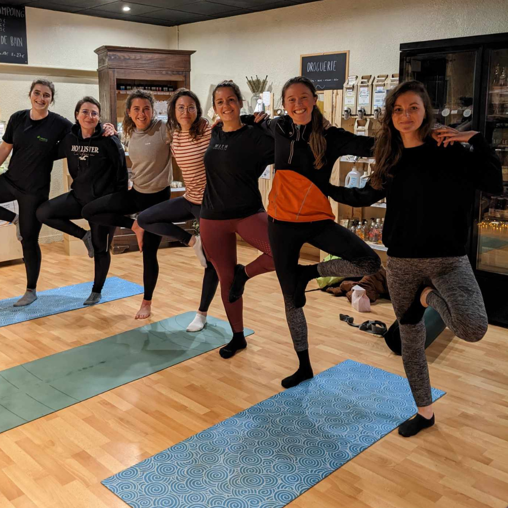 photo de groupe d'un yoga Apéro